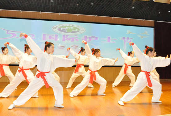 安徽省中醫(yī)院舉行國際護(hù)士節(jié)慶祝大會(huì)