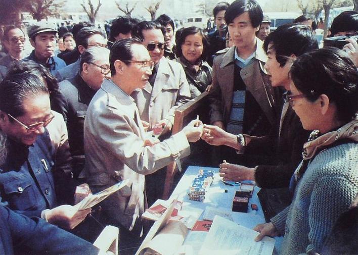 陳敏章在“世界無煙日”活動中